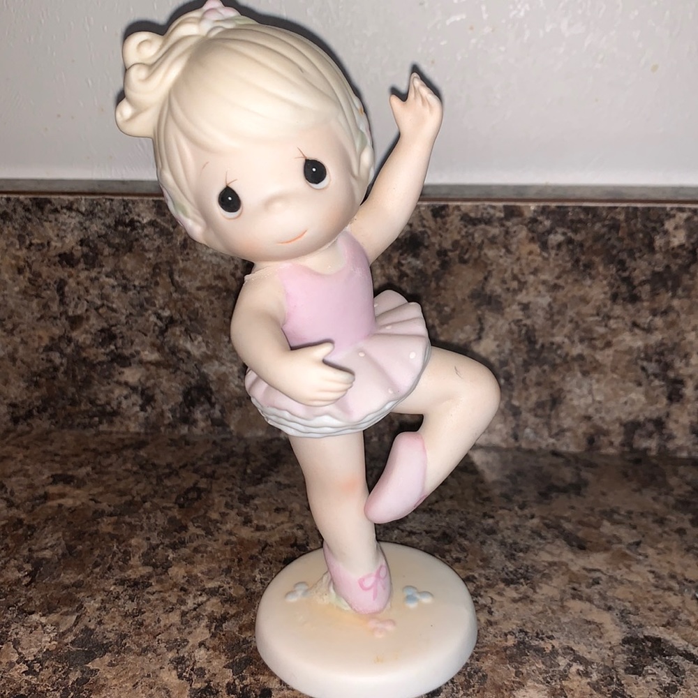Ballerina precious moments